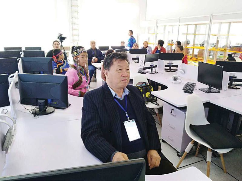 Liu Jie is one of the founders of the Inheritance and Preservation of Northern Minority Languages and Cultures website